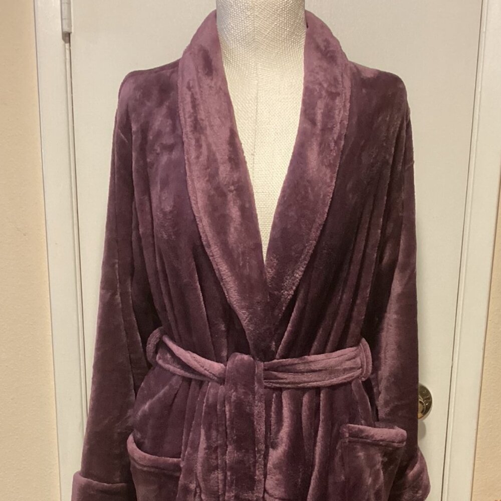 Soma Blackberry Wine Purple Short Plush Robe S/M NWT